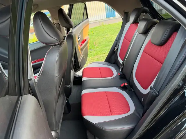Kia Picanto view 13