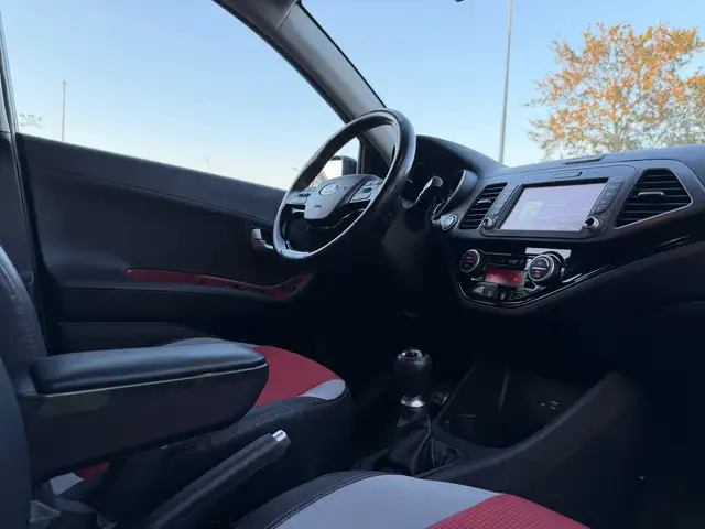Kia Picanto view 10
