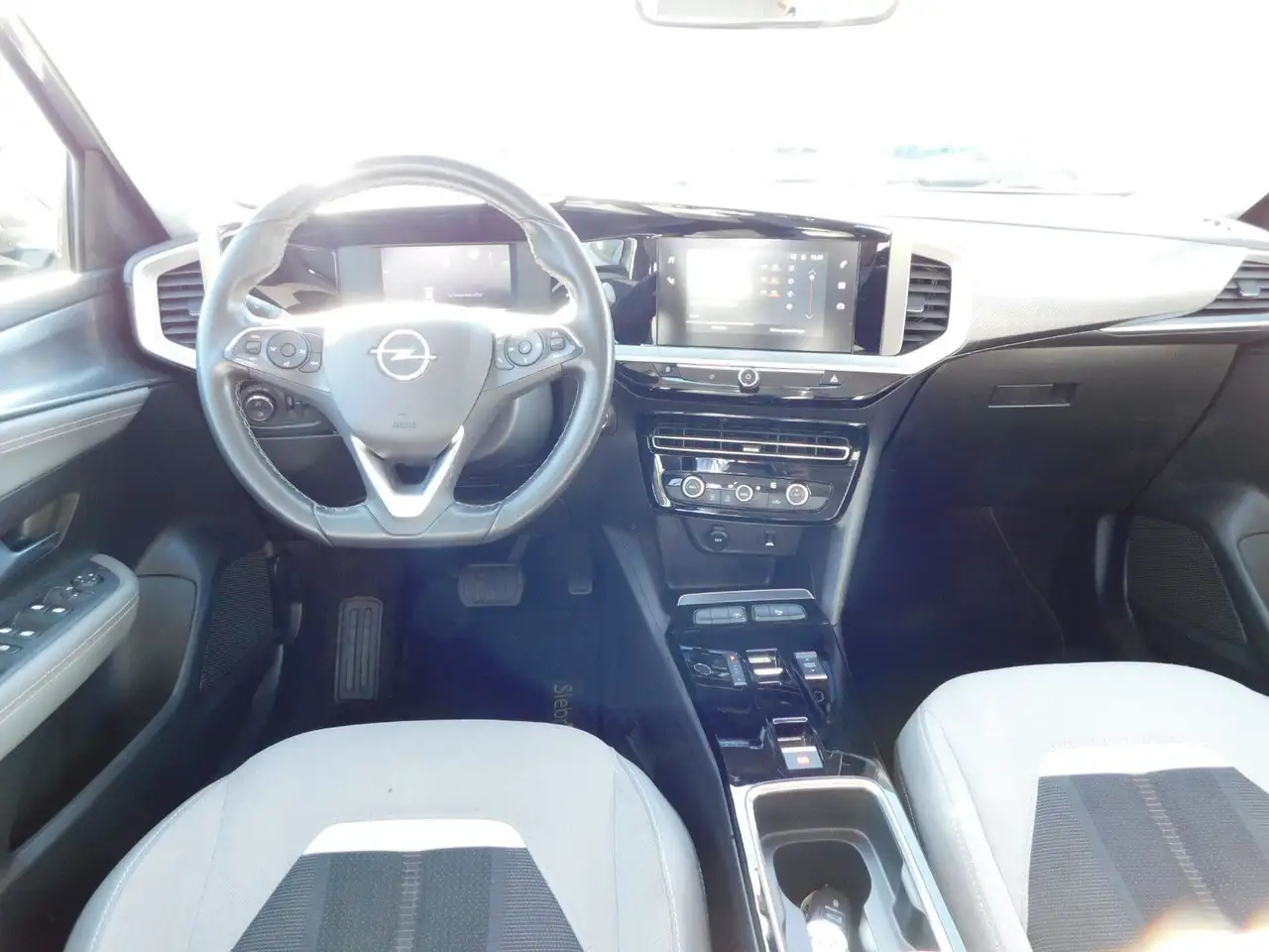 Opel Mokka e Elegance 11