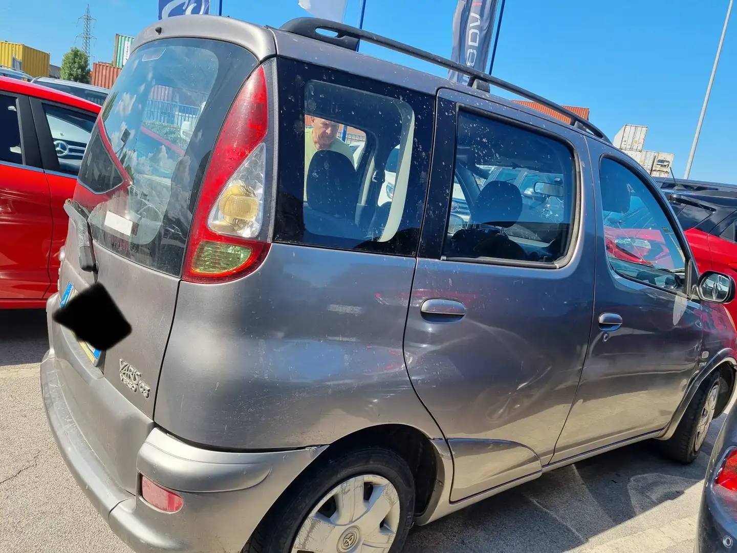 Toyota Yaris Verso 1.3 Sol - 2
