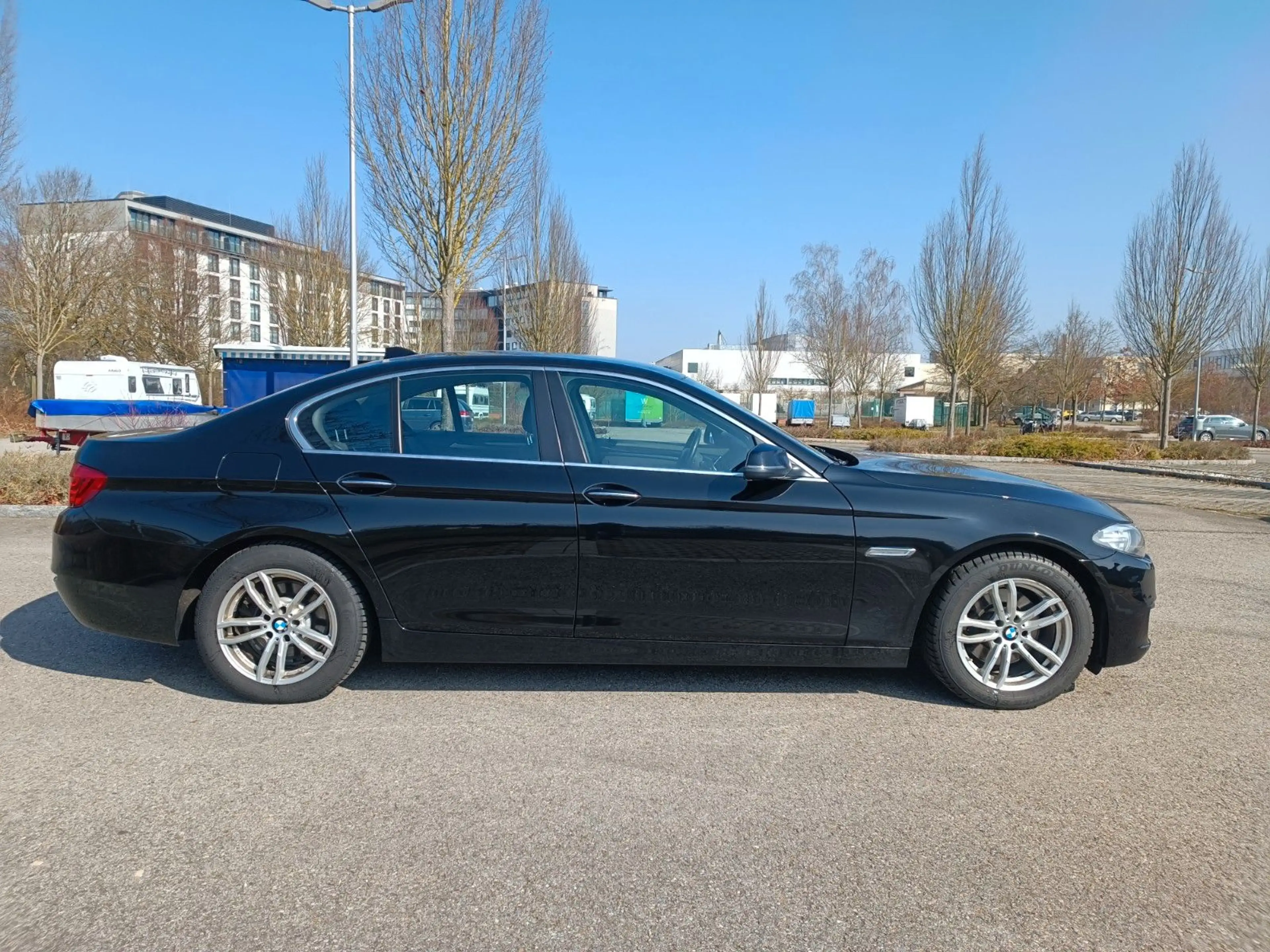 BMW 518 d - 1.Hand - Head Up - Standheizung - Top — photo 10