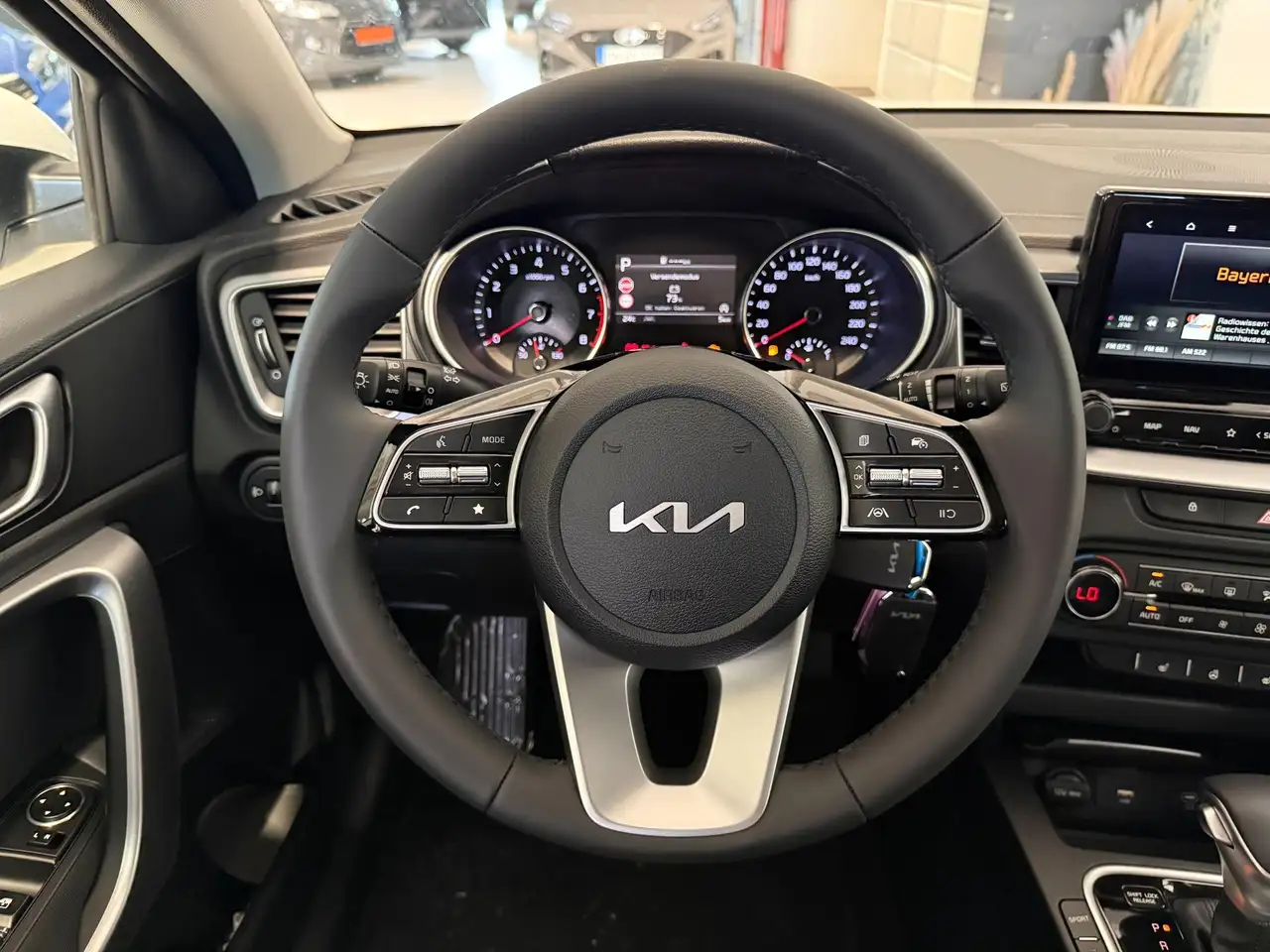 Kia XCeed 2026 — фото 12