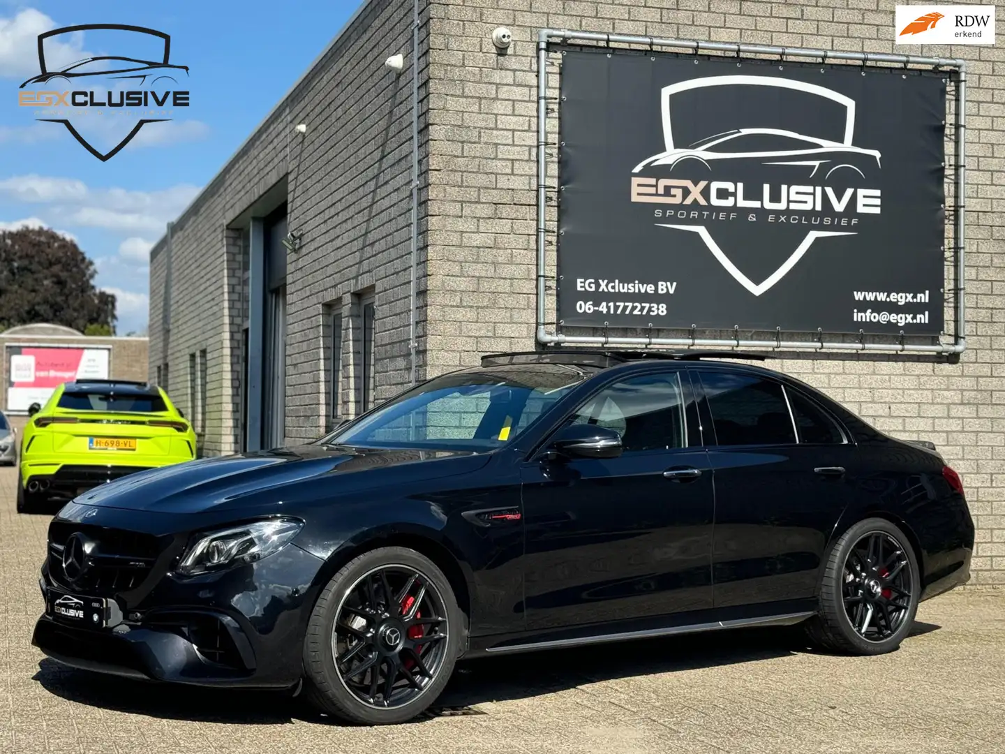 Mercedes-Benz E 63 AMG S 4MATIC Premium Plus Edition1 Schaal/Carbon/Burme Zwart - 1