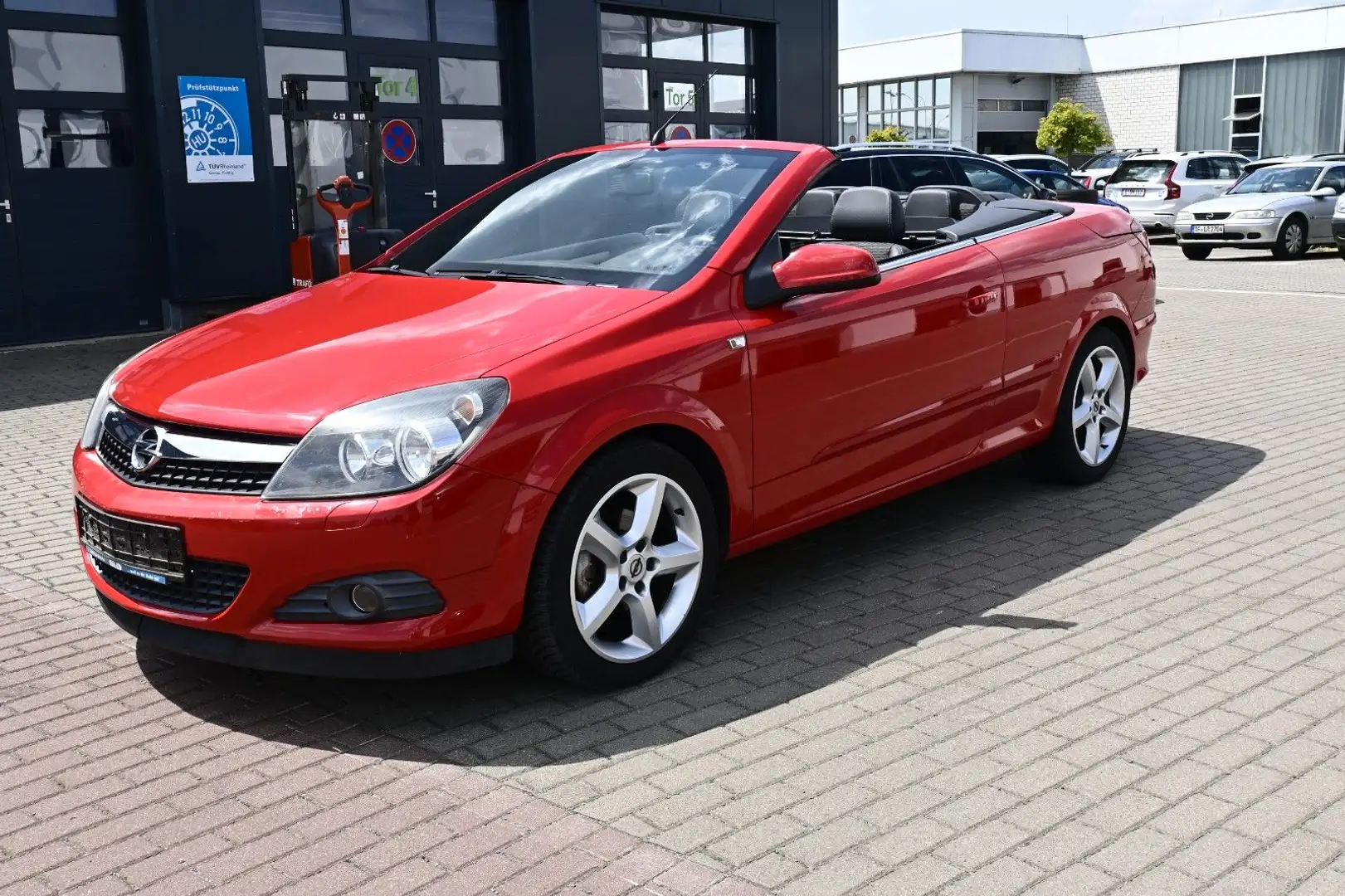 Opel Astra H 1.6 Schalter Twin Top Cosmo Cabrio*PDC Rood - 1