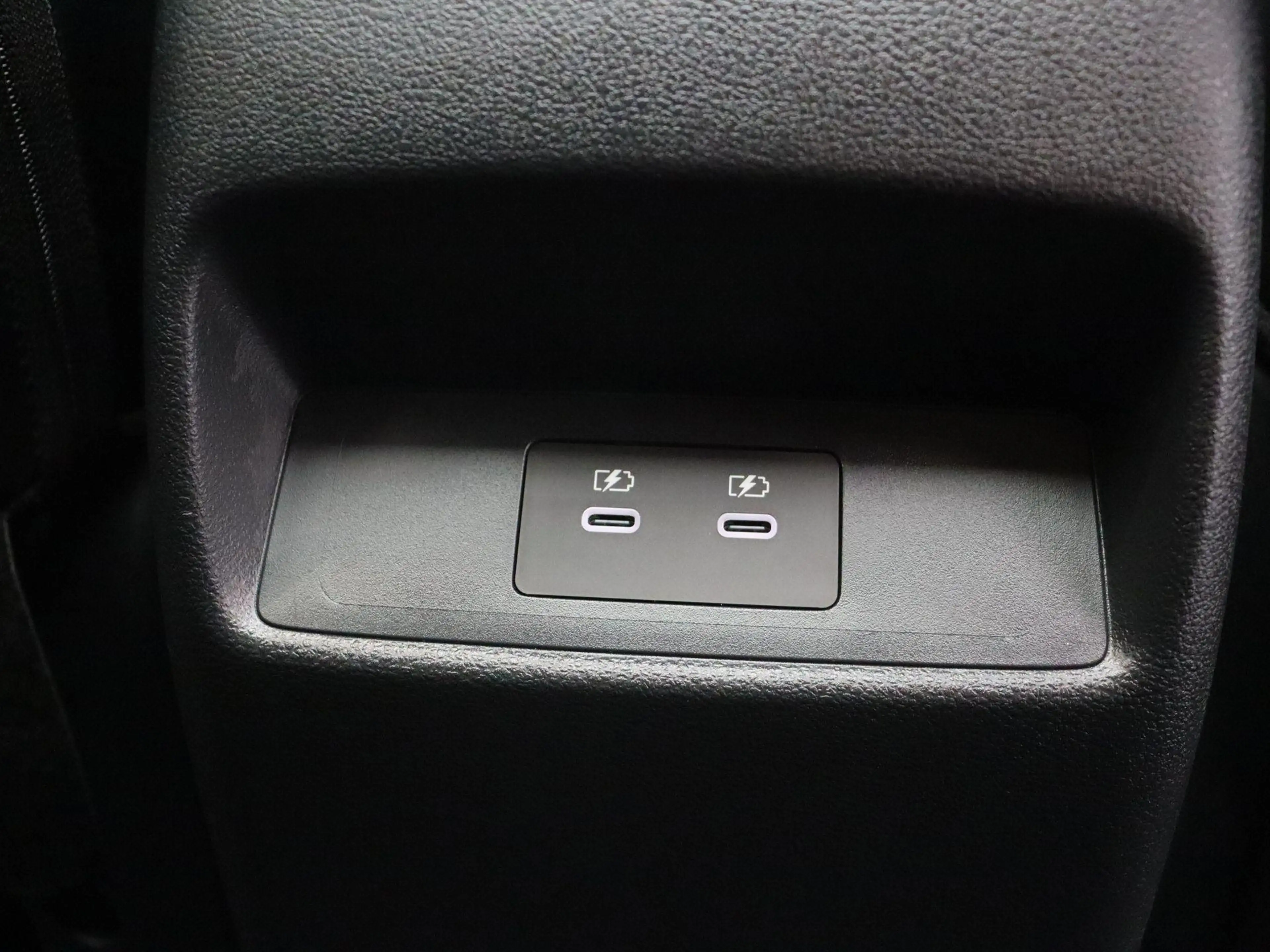 Nissan Qashqai 1.3 MHEV Xtronic Tekna Plus | Leder | Stoel en stu — photo 4
