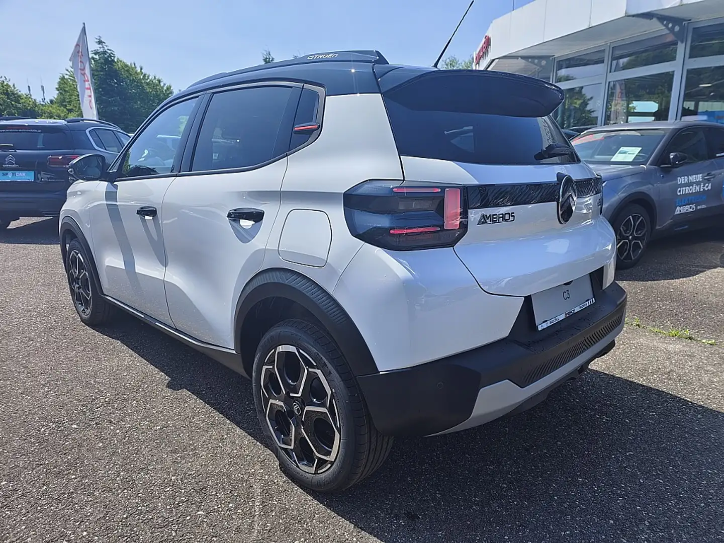 Citroen C3 PureTech 100 S&S 6-Gang-Manuell MAX Vorführwagen Wit - 2