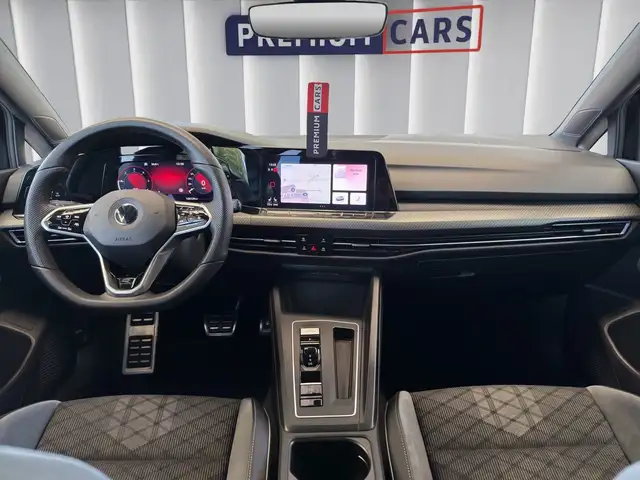 Volkswagen Golf view 11