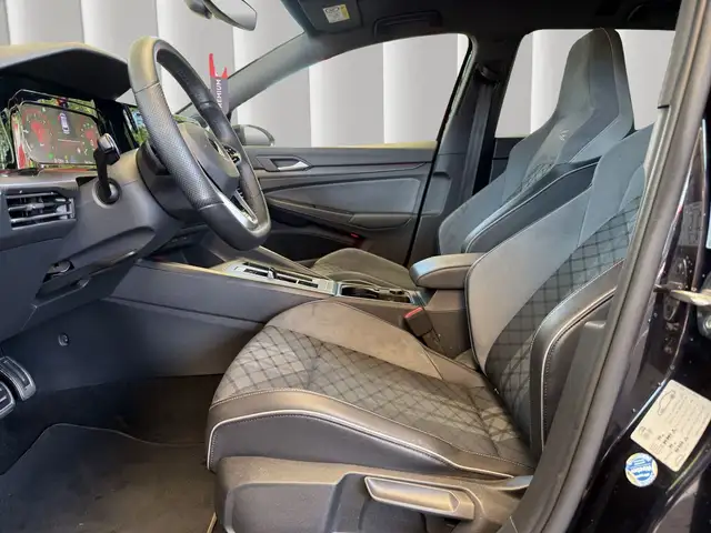 Volkswagen Golf view 10