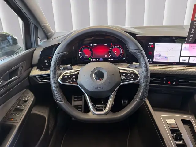 Volkswagen Golf view 12