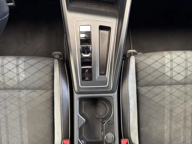Volkswagen Golf view 15