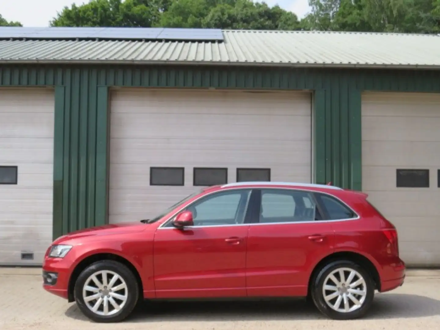 Audi Q5 2.0 TFSI quattro Pro Line crvena - 1