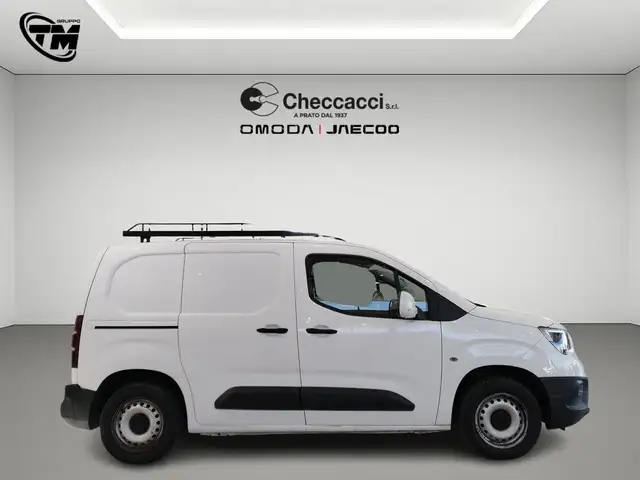 Opel Combo view 4