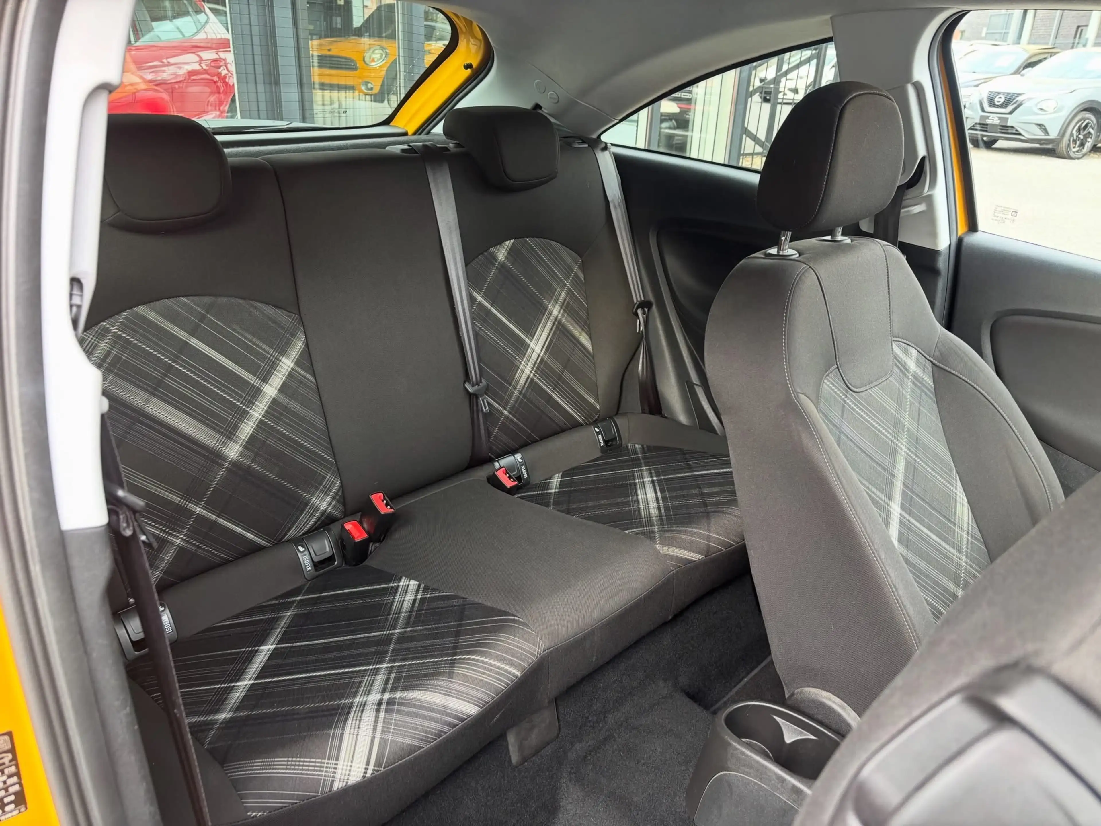 Opel Corsa Corsa 1.4i Black Edition — photo 9