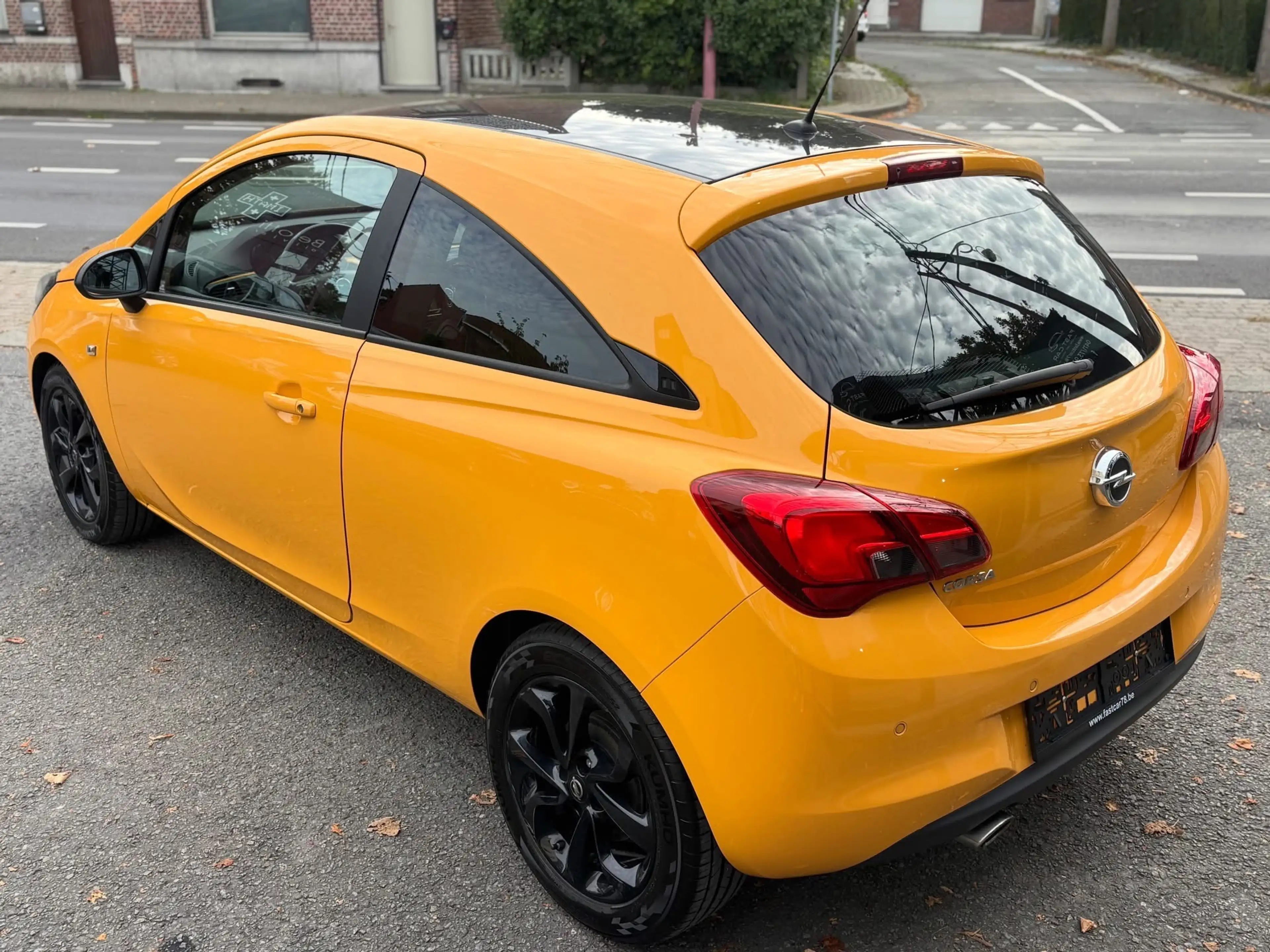 Opel Corsa Corsa 1.4i Black Edition — photo 2