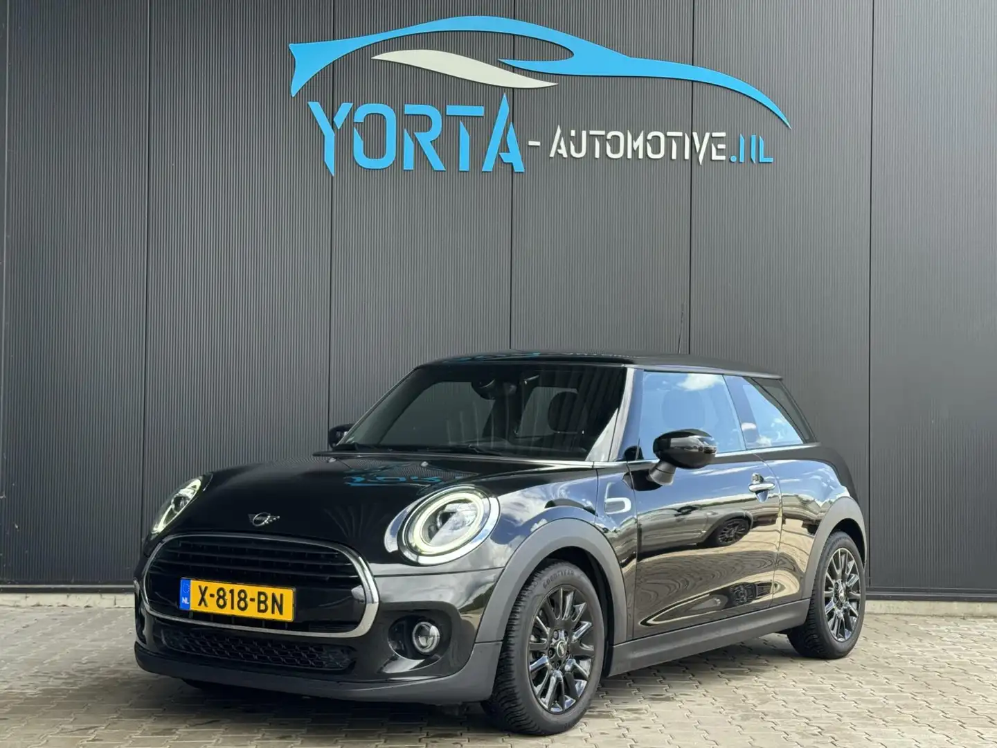MINI Cooper Mini 1.5 Chili AUTOMAAT*DEALERONDERHOUDEN*LED*PDC Schwarz - 1