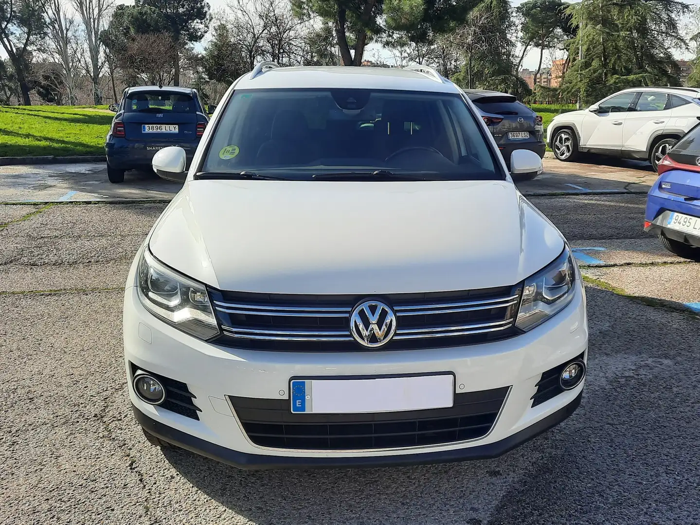 Volkswagen Tiguan 2.0TDI BMT Sport 4M DSG 140 Blanco - 1