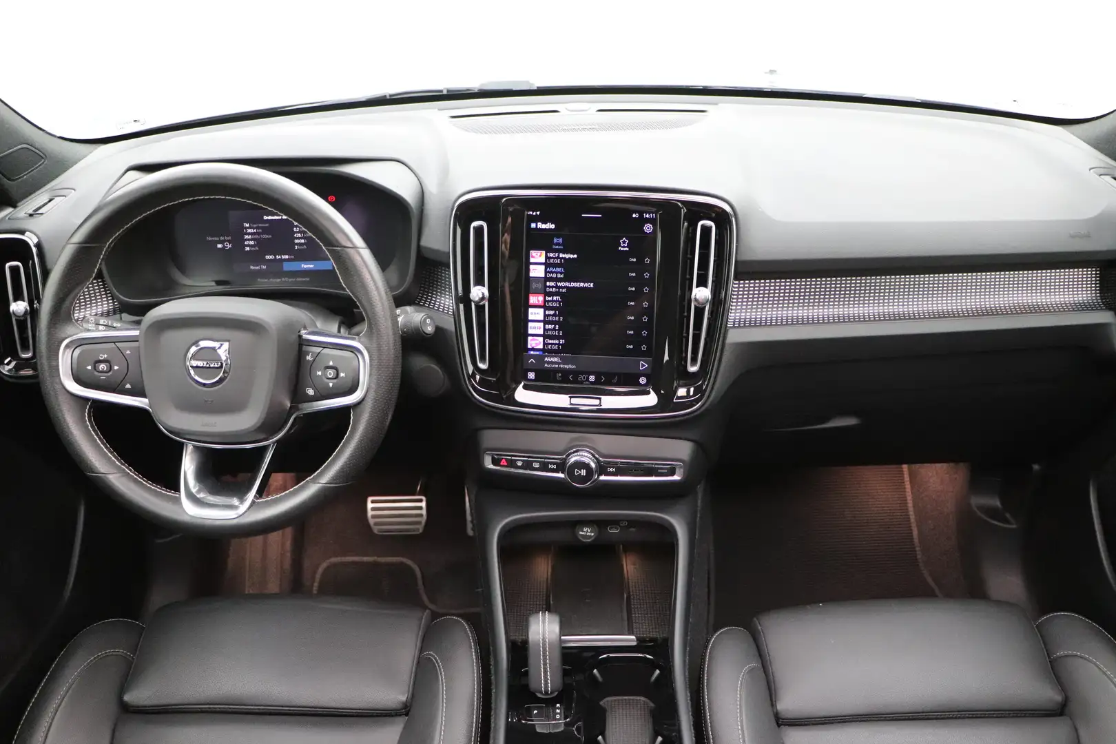 Volvo XC40 78 kWh P8 4WD Recharge R-Design LEDER/CUIR LED GPS Zwart - 1