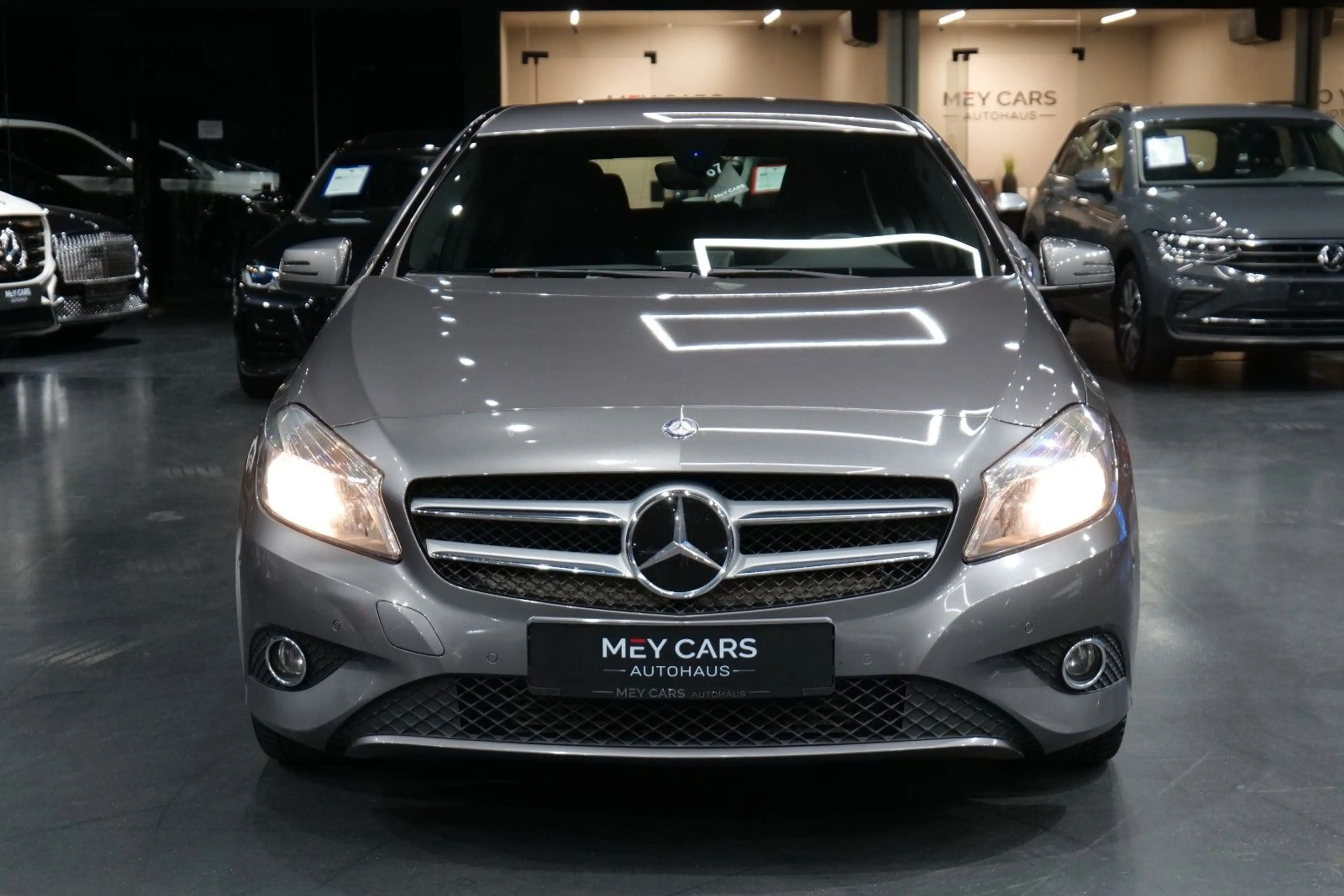 Mercedes-Benz A 180 BlueEfficiency *Tempomat*PDC*Sportsitze* — photo 4