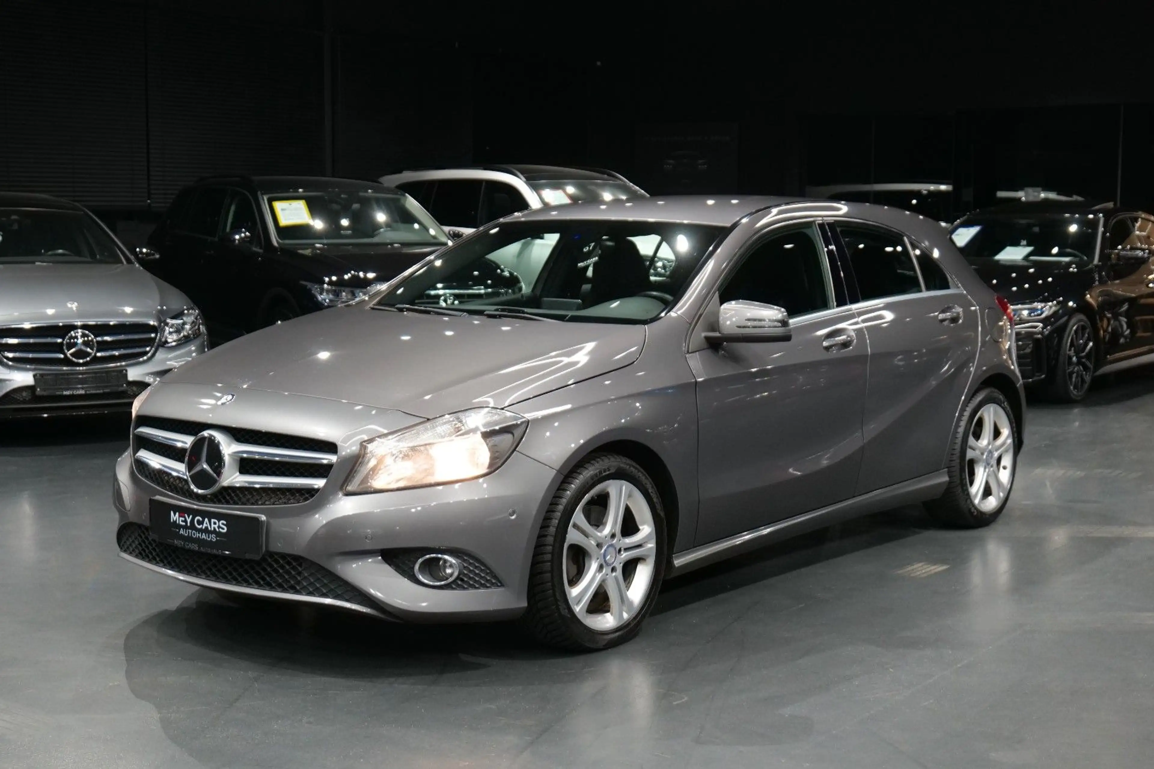 Mercedes-Benz A 180 BlueEfficiency *Tempomat*PDC*Sportsitze* — photo 7