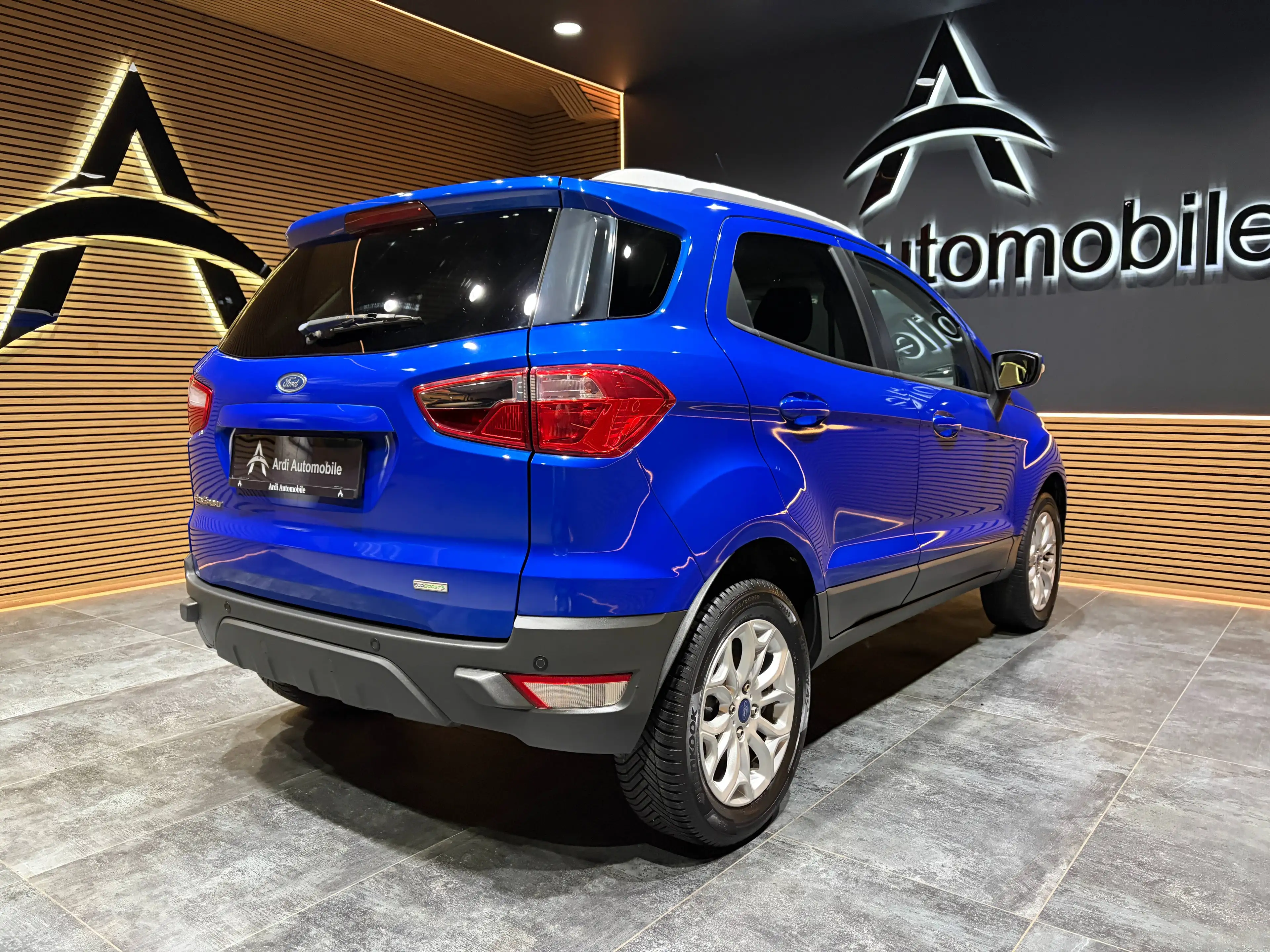 Ford EcoSport 1.0 EcoBoost *BLUETOOTH*CAPTEUR AR*AIRCO*GARANTIE* — photo 4