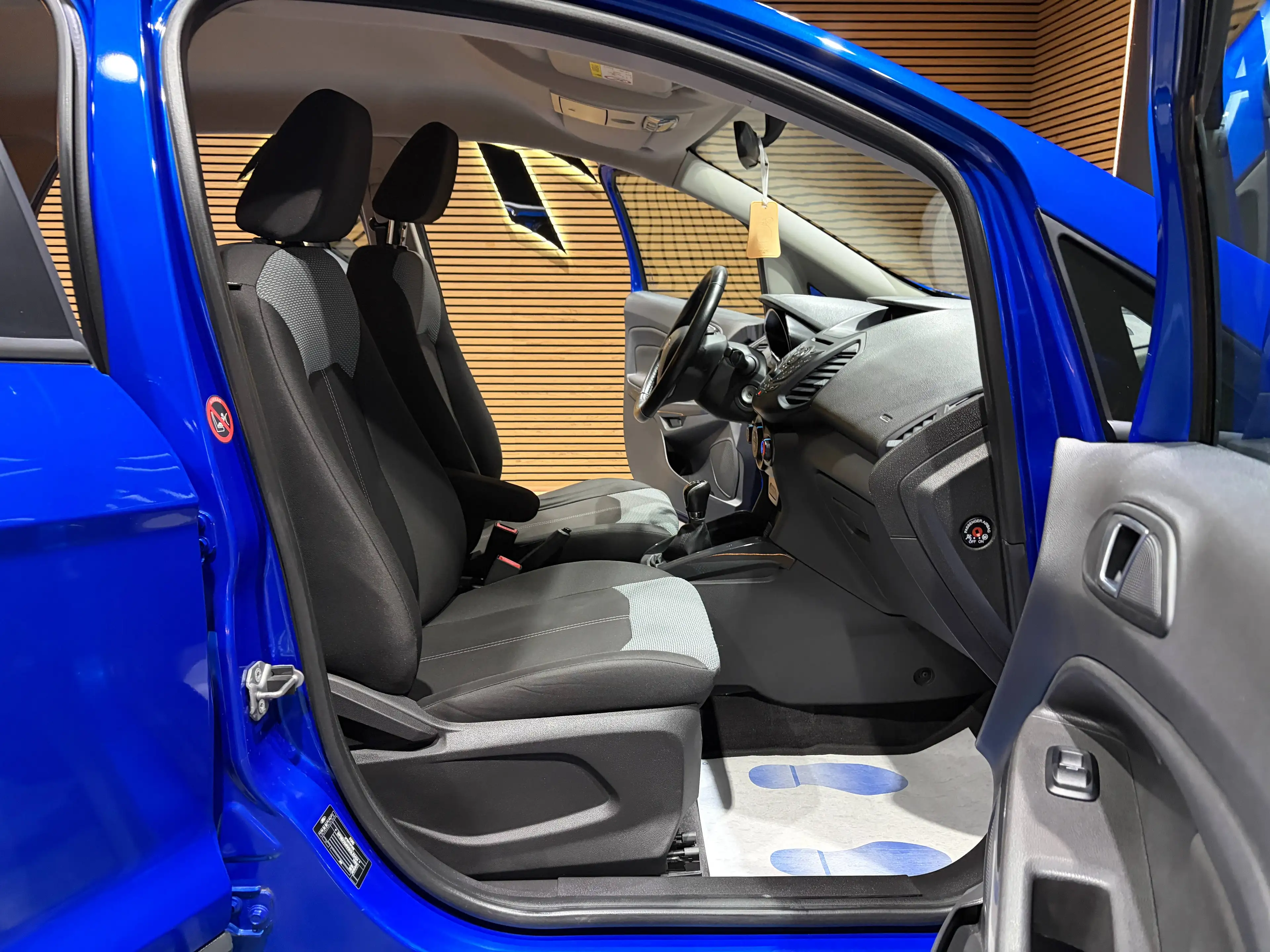 Ford EcoSport 1.0 EcoBoost *BLUETOOTH*CAPTEUR AR*AIRCO*GARANTIE* — photo 13