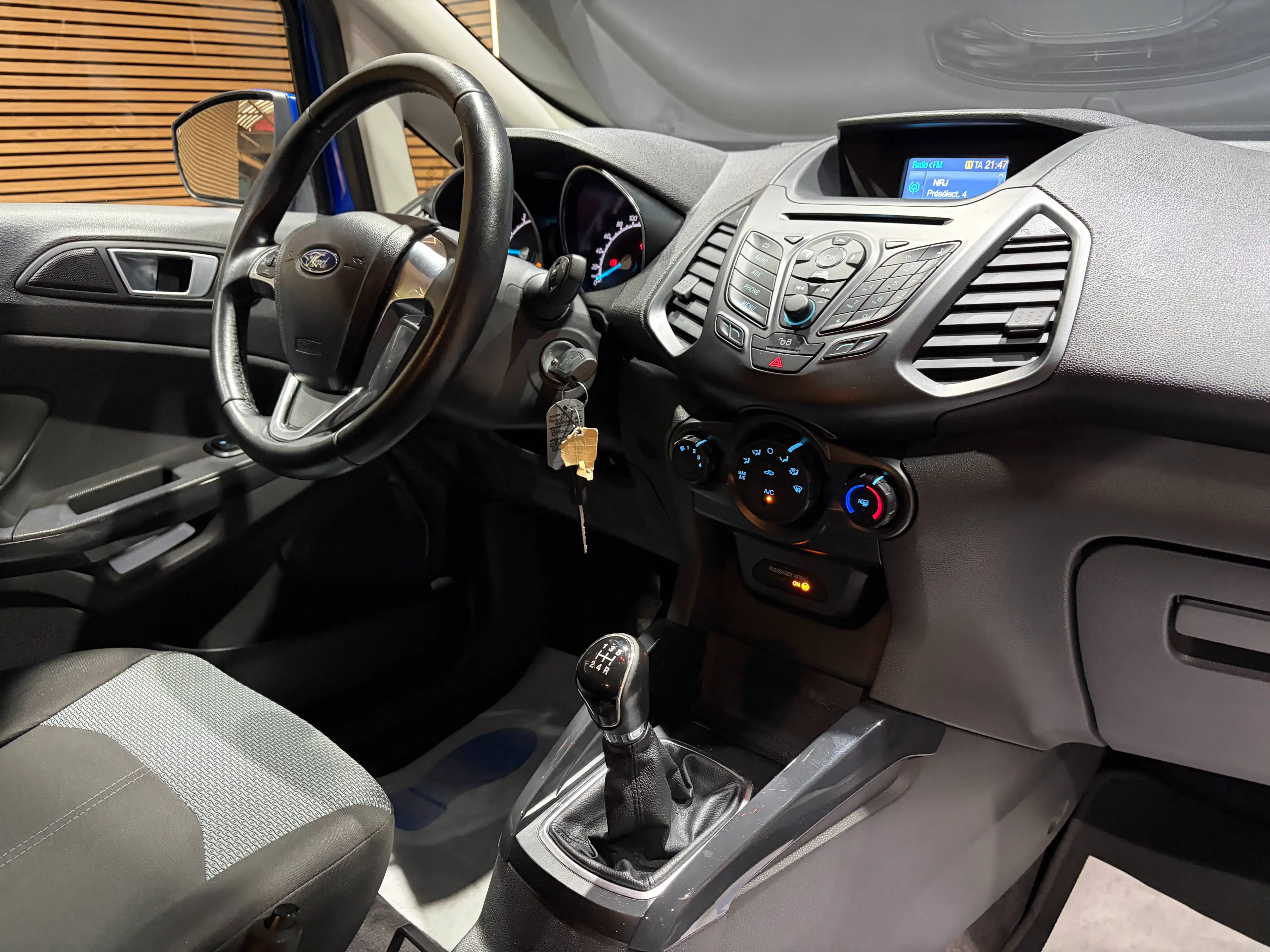Ford EcoSport 1.0 EcoBoost *BLUETOOTH*CAPTEUR AR*AIRCO*GARANTIE* — photo 12