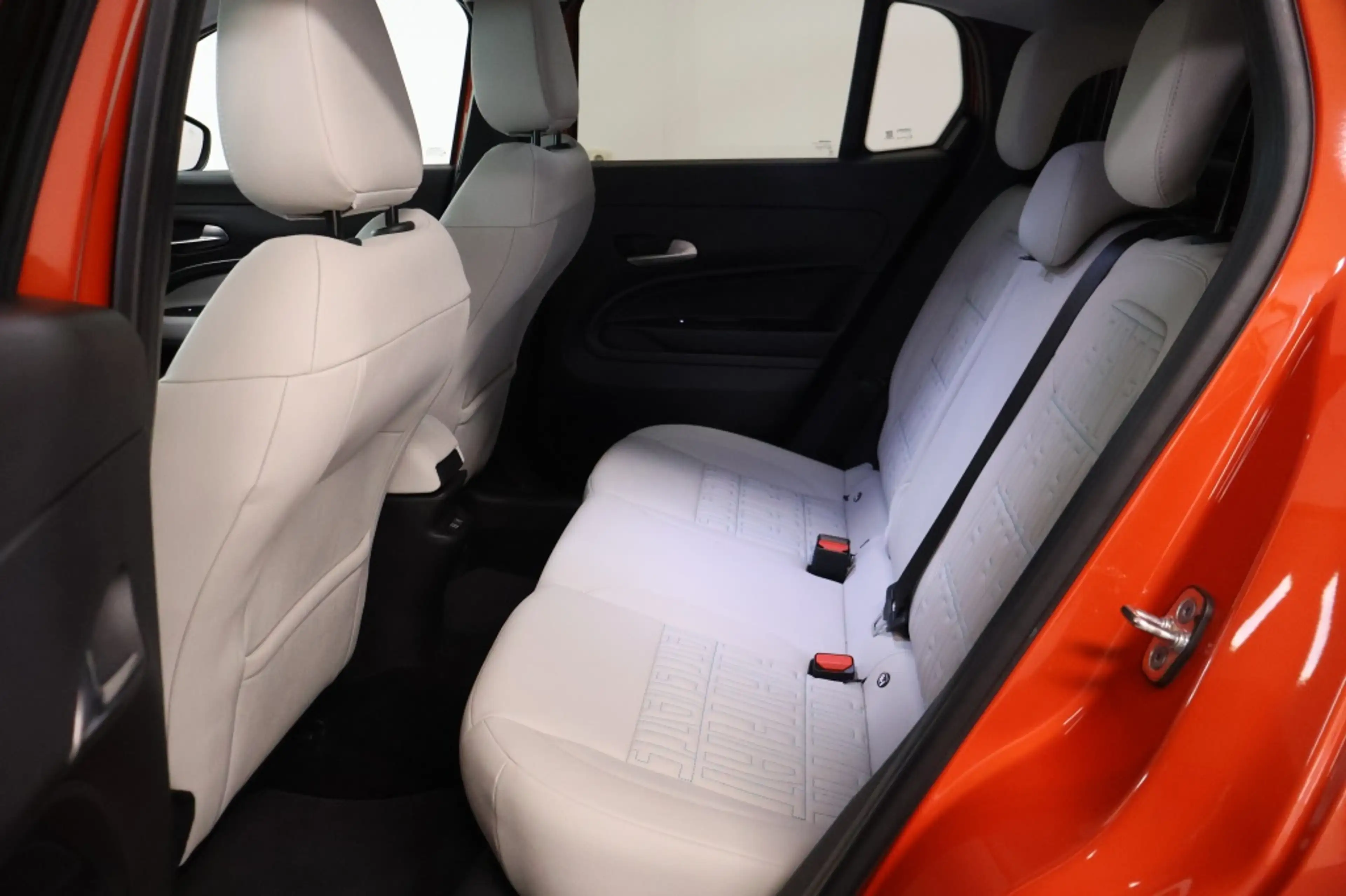 Fiat 600e La Prima 54 kWh — photo 12