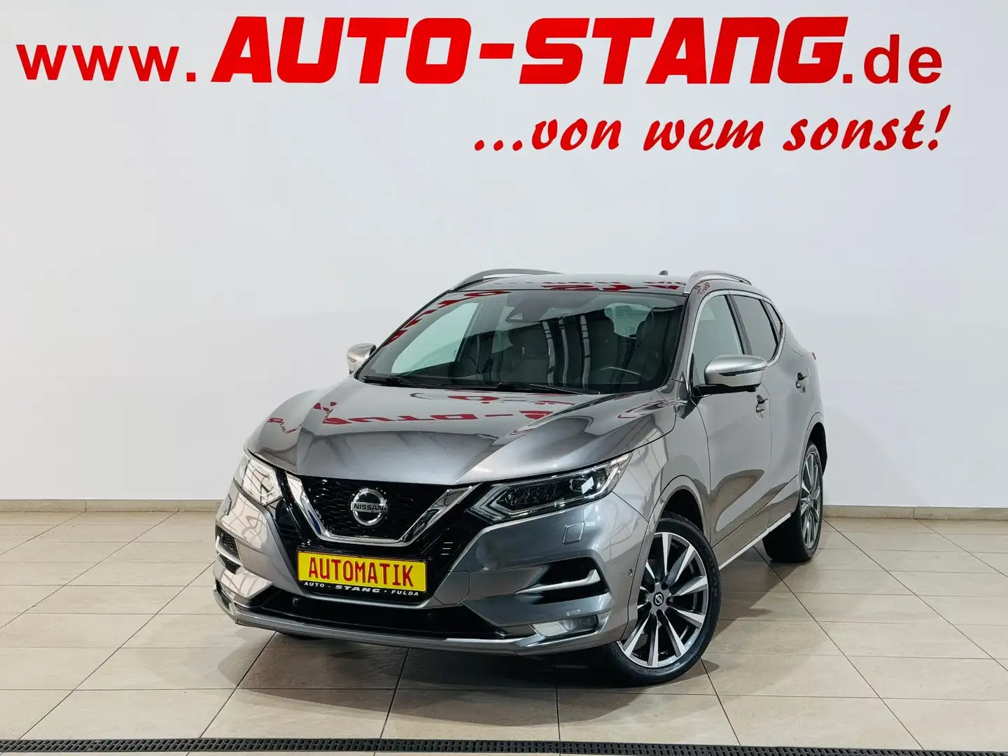 Nissan Qashqai **SCHECKHEFT+AHK+TOTWINKEL+PANORAMA+19"** Grijs - 2