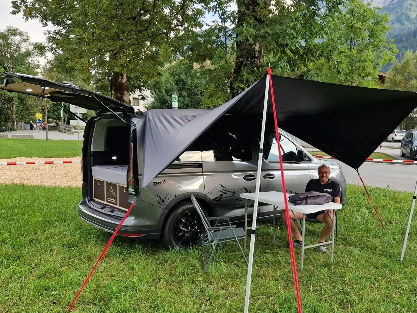 Ford Tourneo Connect Tourneo Connect 2,0 EcoBlue L1 Active AWD Active Grau - 2