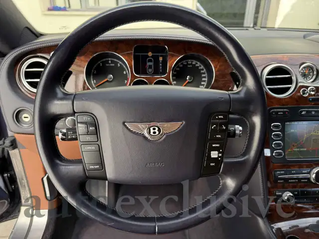 Bentley Continental view 11