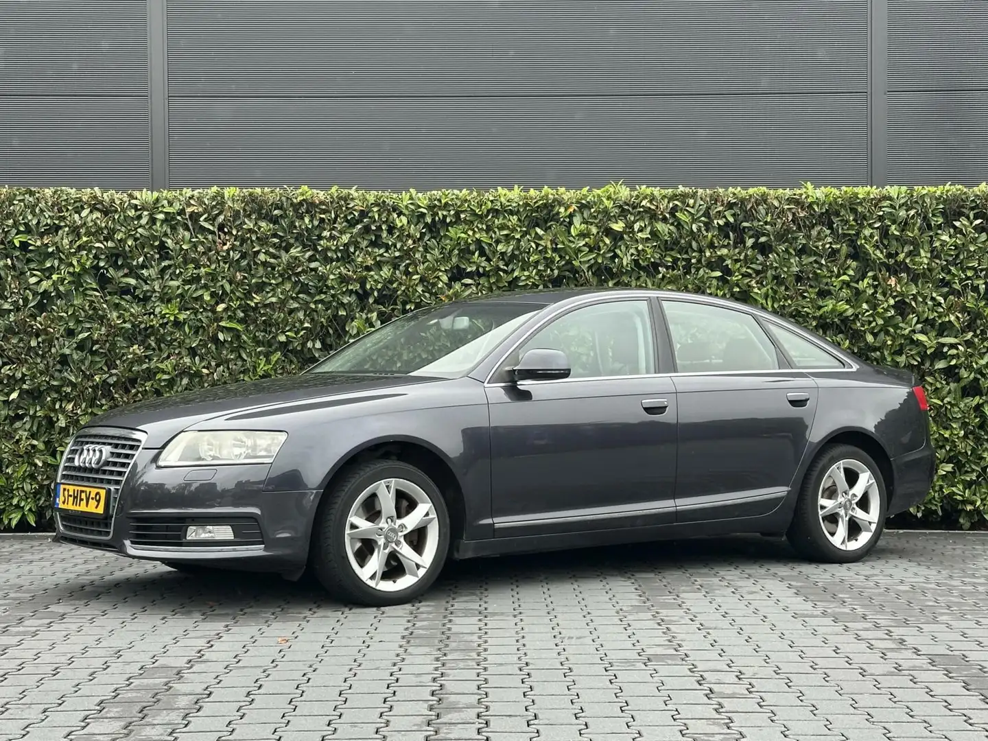 Audi A6 Limousine 2.0 TFSI Business Edition, NL AUTO, NAP, Grijs - 1
