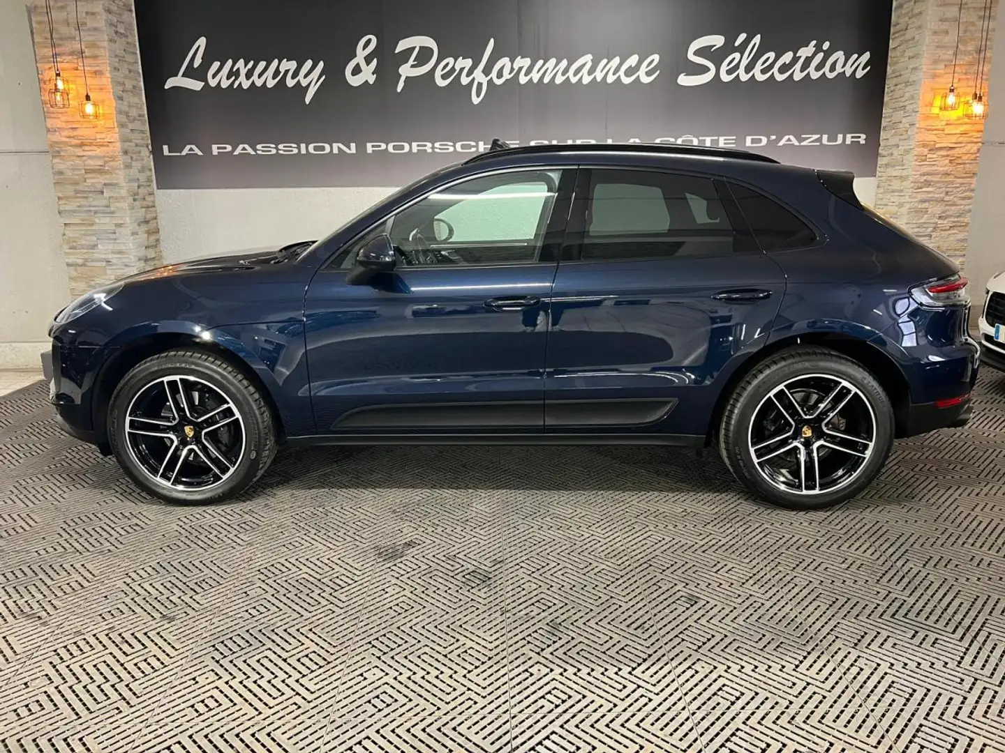 Porsche Macan Phase II 2.0 245ch PDK - 59000km - Nombreuses opti Bleu - 2