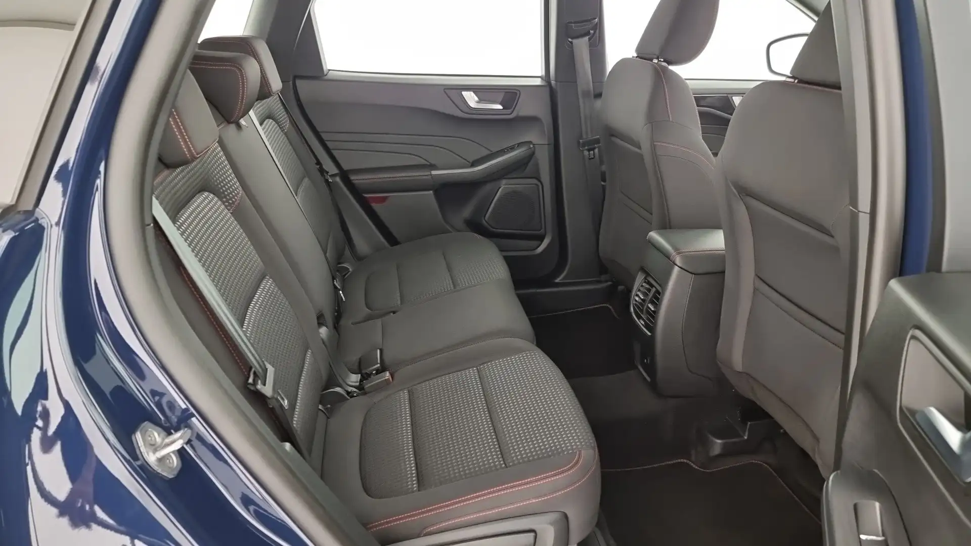 Ford Kuga 2.0 EcoBlue 120 CV aut. 2WD ST-Line Blu/Azzurro - 2