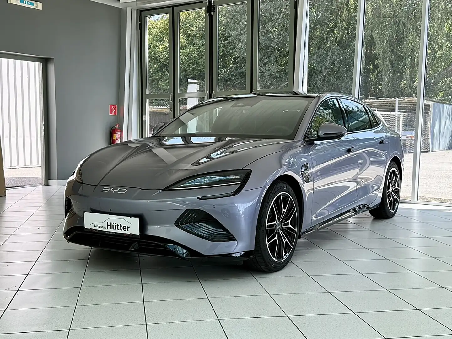 BYD Seal Excellence Österreich Paket 82,5kWh AWD Grau - 1
