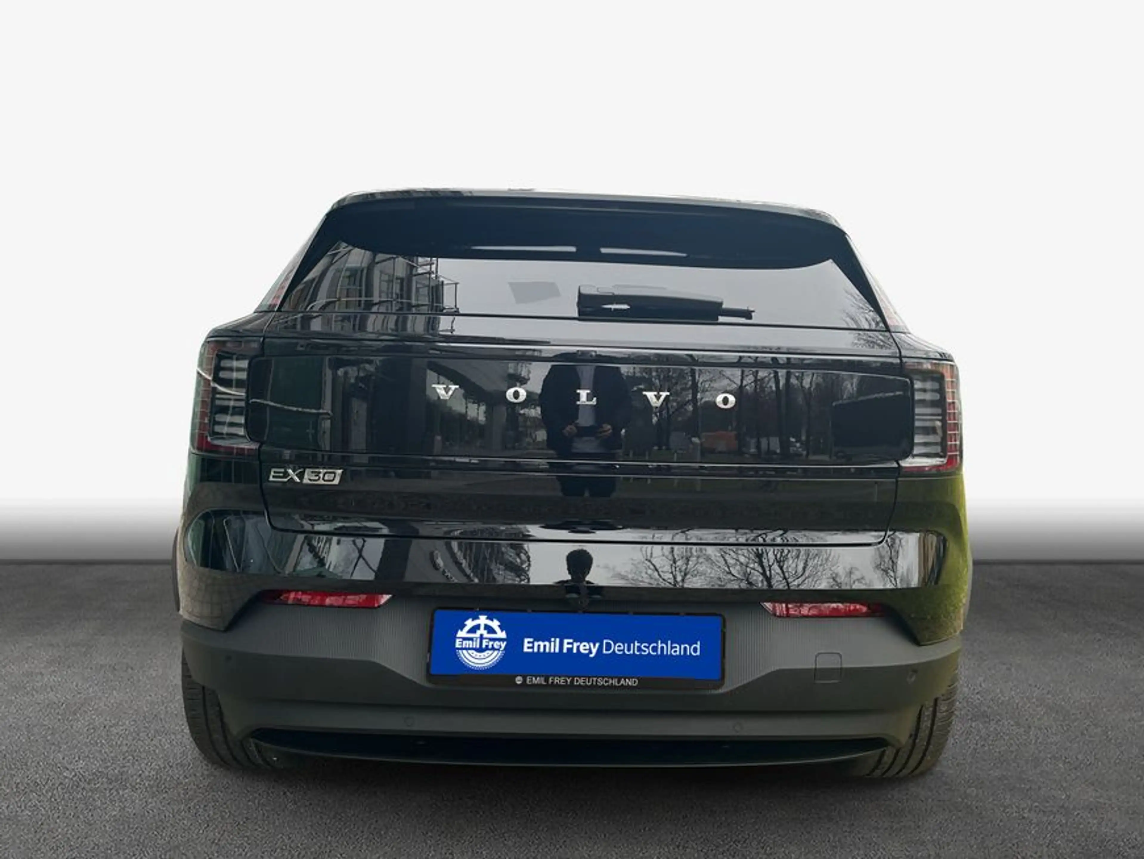 Volvo EX30 Single Motor RWD Plus — photo 6
