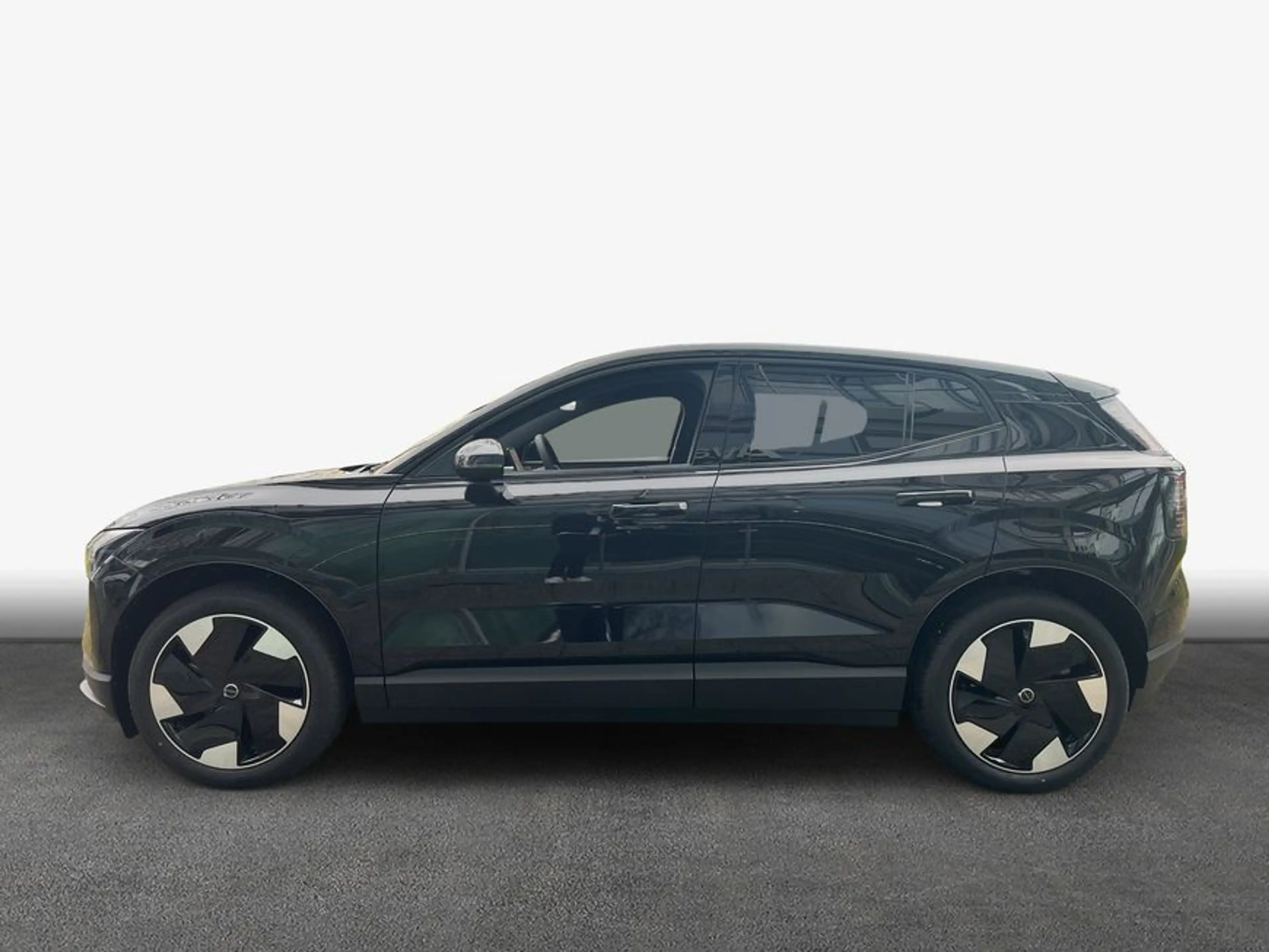 Volvo EX30 Single Motor RWD Plus — photo 5