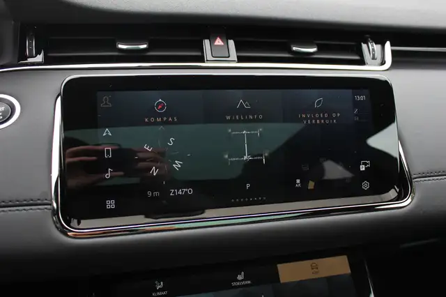 Land Rover Range Rover Evoque view 23