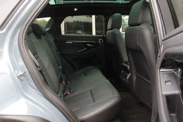 Land Rover Range Rover Evoque view 12