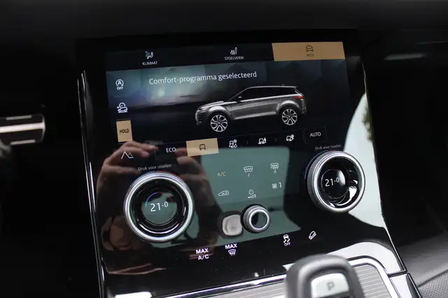 Land Rover Range Rover Evoque view 29