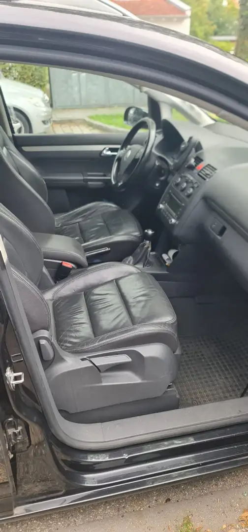 Volkswagen Touran Touran Diesel 2.0 TDI DPF Highline Schwarz - 2