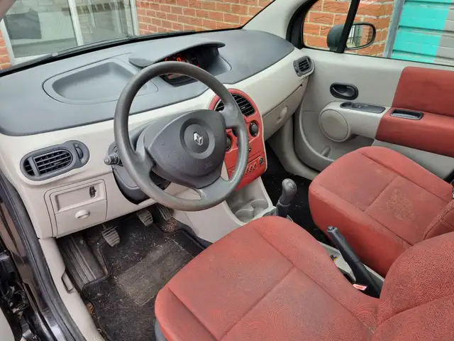 Renault Modus view 18