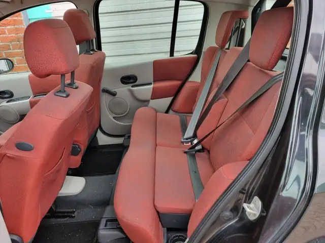 Renault Modus view 20