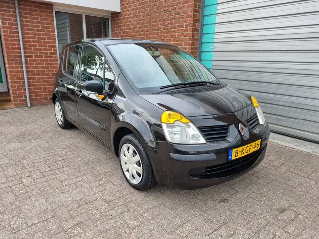 Renault Modus view 2