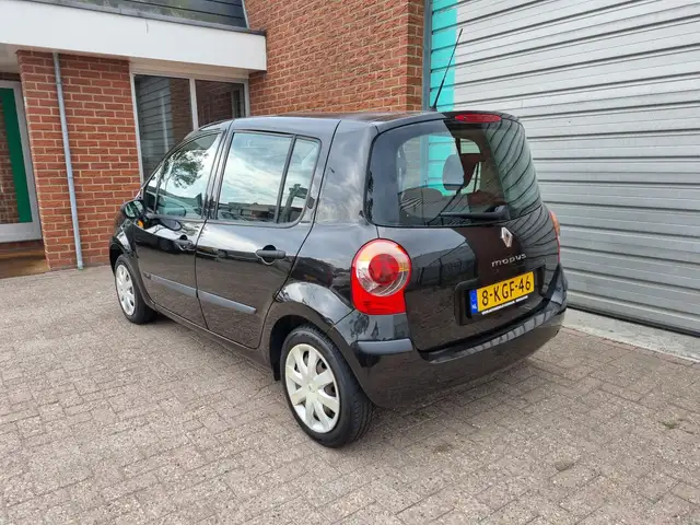 Renault Modus view 3