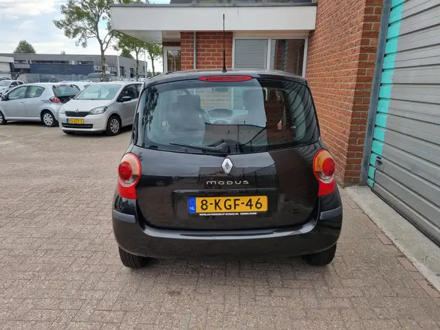 Renault Modus view 25