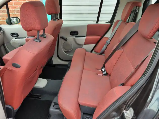 Renault Modus view 28