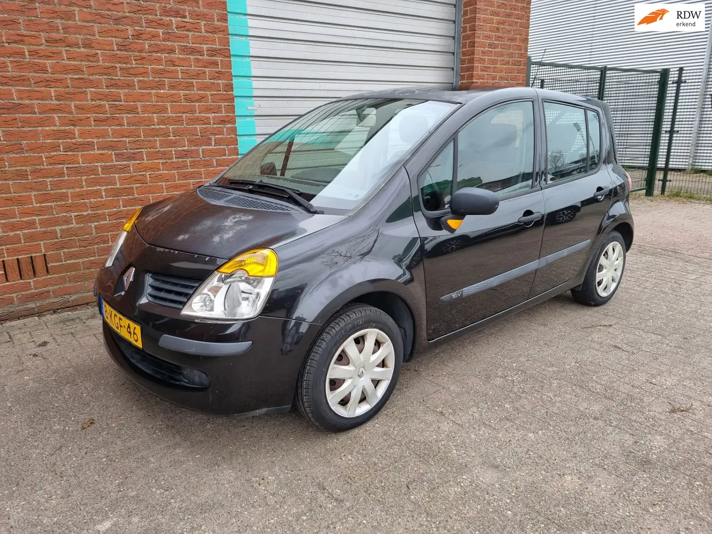 Renault Modus 1.2-16V Authentique Comfort Bj:2005 Schwarz - 1