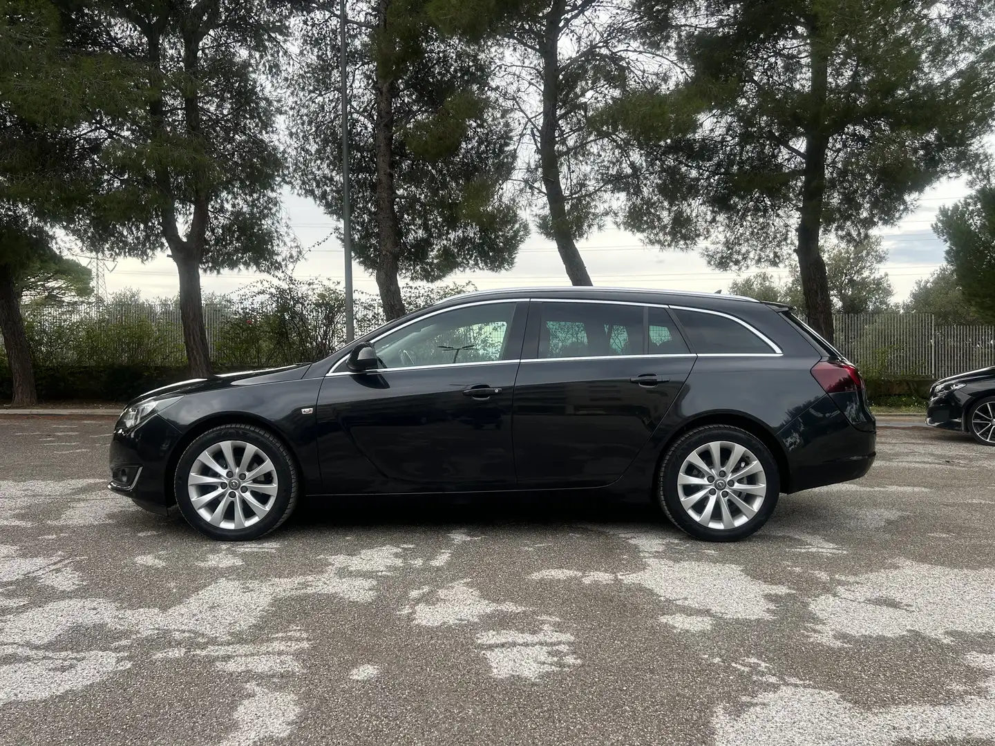Opel Insignia Sports Tourer 2.0 cdti Cosmo business - 1