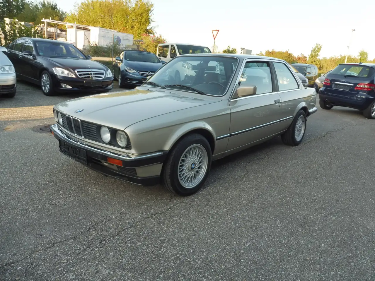 BMW 318 3er 318i E 30 Coupe, foto 3