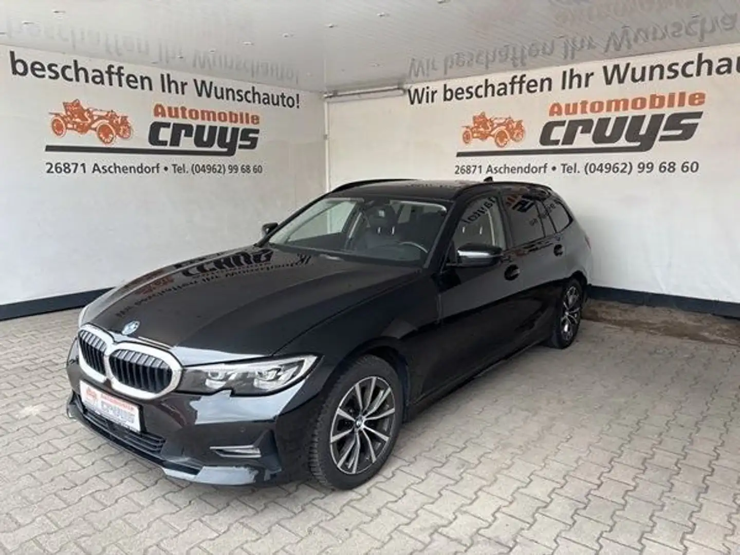 BMW 318 d Touring Aut. Advantage - PANO / Teilleder - Zwart - 1